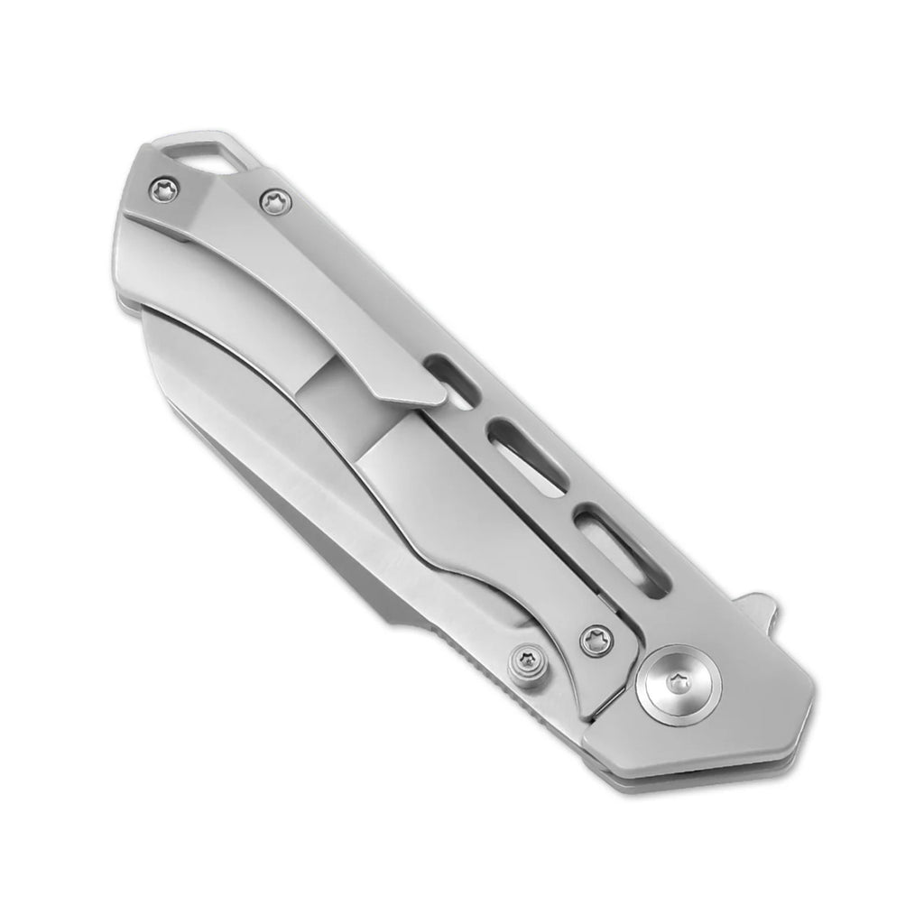 Kizer ~ Crest