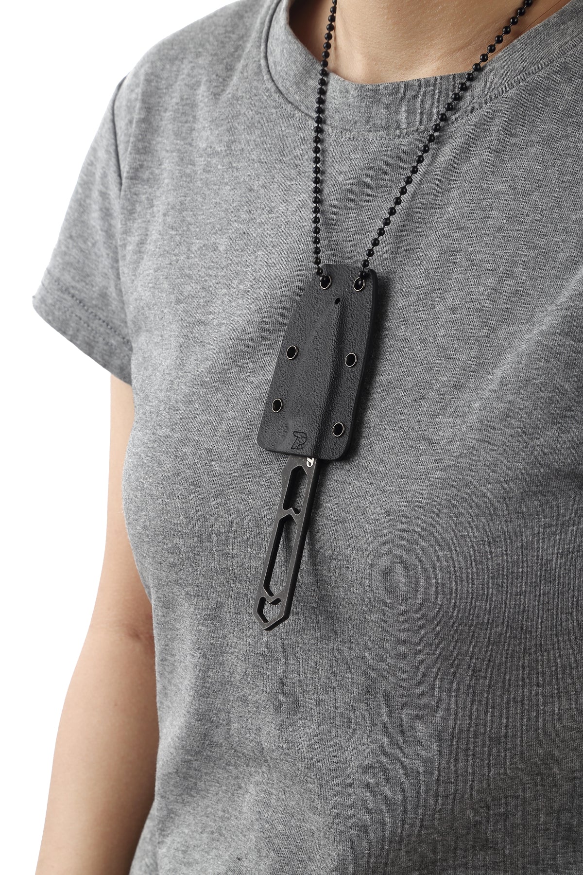 Dreamtech ~ Neck Knife ~ D4039B ~ D2/Kydex Sheath