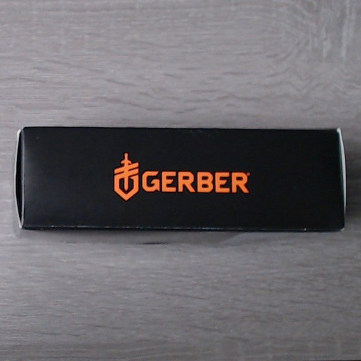 Gerber ~ Gator Lockback ~ *Trade-in/Damaged Box