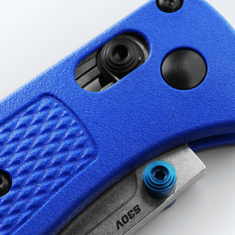 Benchmade Bugout 535: 1.85-Ounce AXIS Lock ~ S30V/Grivory